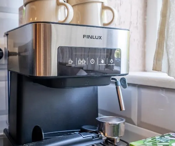 #maison㊶ - A Vibrant, Urban アパート *